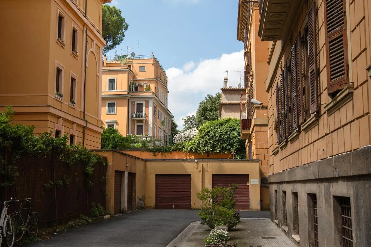Borghese Magnolia Suite Rome