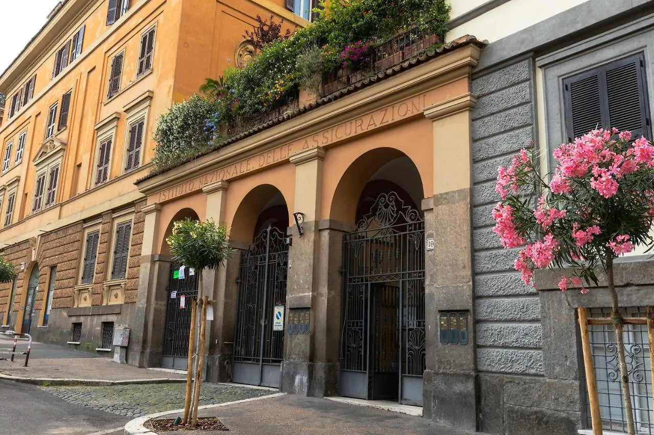 Borghese Magnolia Suite Rome Apartment